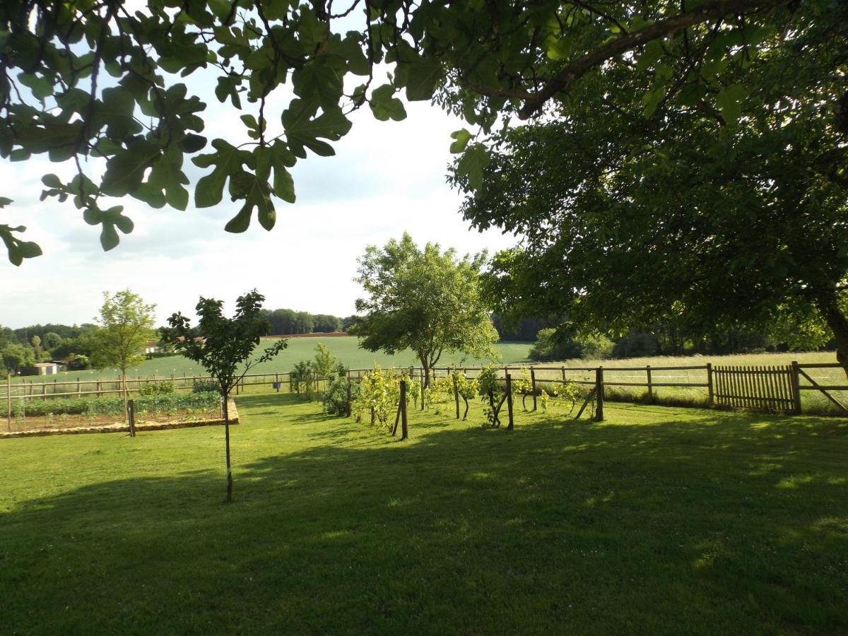 Bed & Breakfast Au Calme Lalinde Bagian luar foto